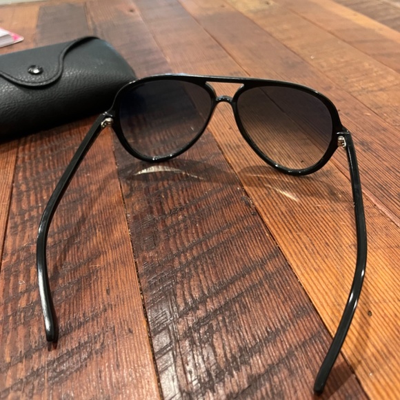 Ray-Ban CATS 5000 Classics Black Grey Gradient Lenses Unisex - Picture 4 of 5